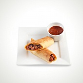 Буррито с говядиной и соусом аджика